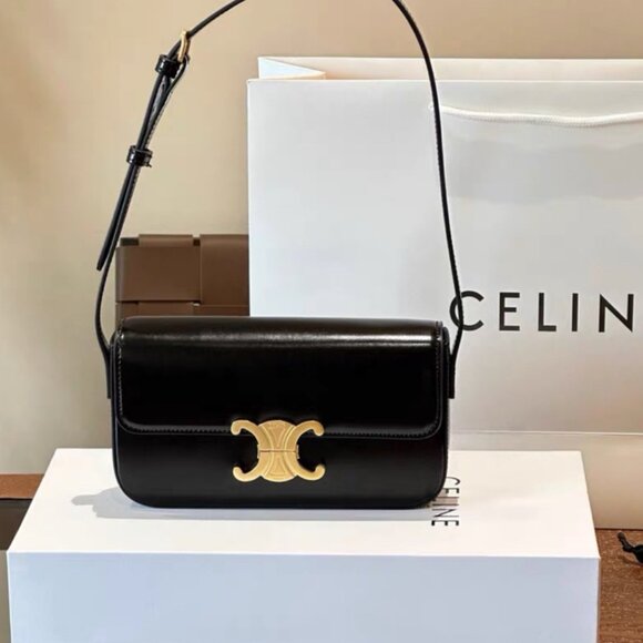 Authentic CELINE Triomphe Classic Bag - Picture 1 of 6